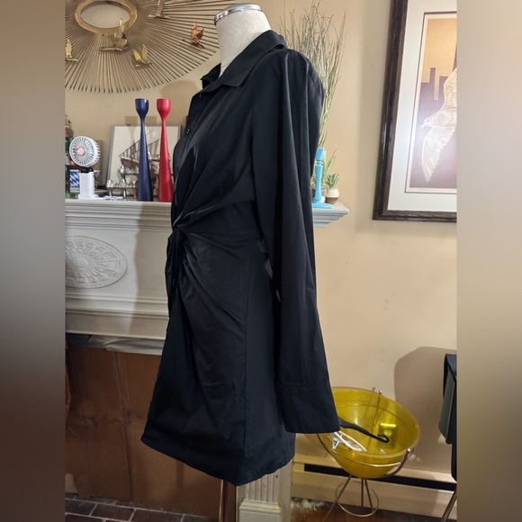 MINKPINK Allegra Twist Shirt Dress in Cotton black size L - Picture 12 of 16